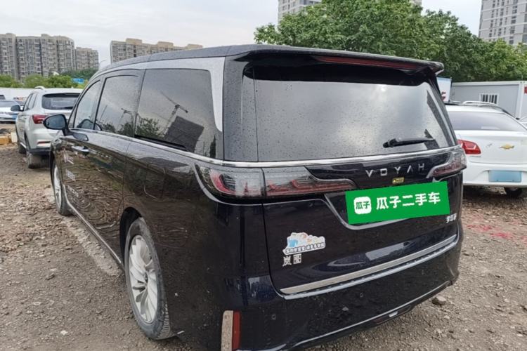 Used VOYAH Dream 2024 PHEV Extended-Range Premium Edition Rear Left 45 Deg