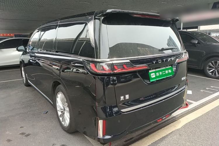 Used VOYAH Dream 2024 PHEV Extended-Range Premium Edition Rear Left 45 Deg