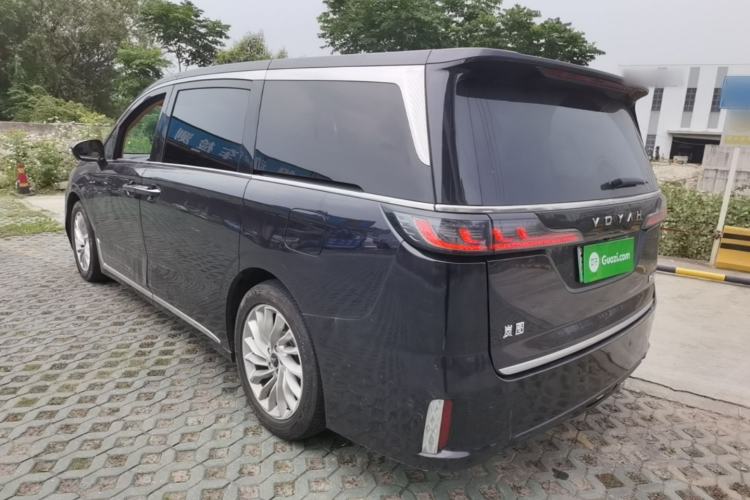 Used VOYAH Dream 2024 PHEV Extended-Range Premium Edition Rear Left 45 Deg