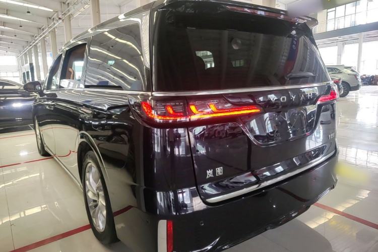 Used VOYAH Dream 2024 PHEV Extended-Range Premium Edition Rear Left 45 Deg