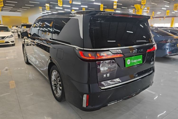 Used VOYAH Dream 2024 PHEV Ultra-Long Range Flagship Edition Rear Left 45 Deg