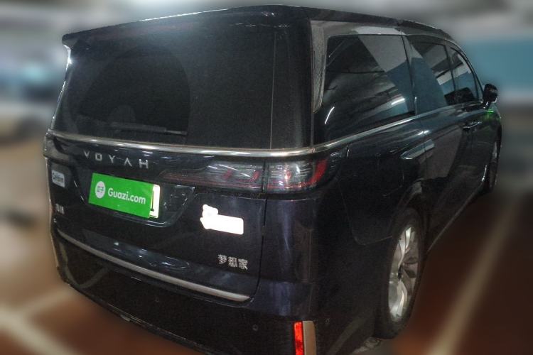 Used VOYAH Dream 2024 PHEV Extended-Range Premium Edition Rear Right 45 Deg