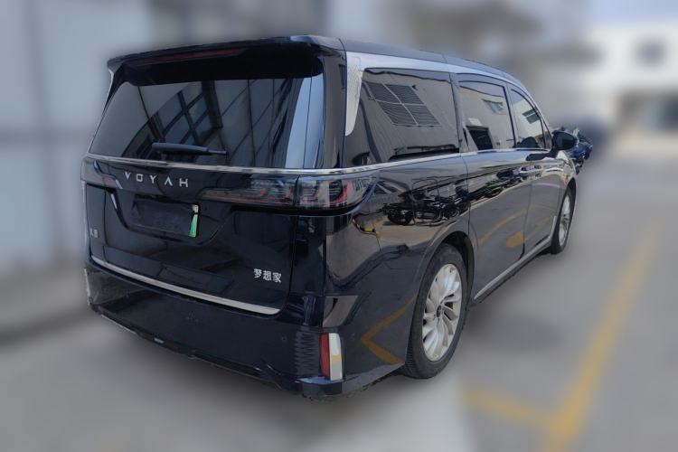 Used VOYAH Dream 2024 PHEV Extended-Range Premium Edition Rear Right 45 Deg