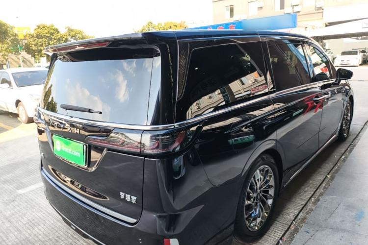 Used VOYAH Dream 2024 PHEV Ultra-Long Range Flagship Edition Rear Right 45 Deg
