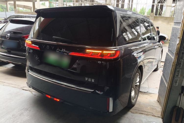 Used VOYAH Dream 2024 PHEV Extended-Range Premium Edition Rear Right 45 Deg