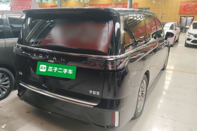 Used VOYAH Dream 2024 PHEV Ultra-Long Range Flagship Edition Rear Right 45 Deg