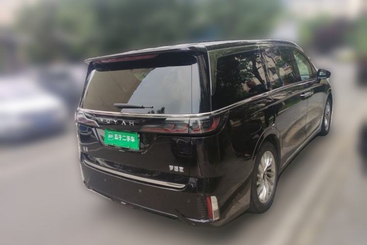 Used VOYAH Dream 2024 PHEV Extended-Range Premium Edition Rear Right 45 Deg