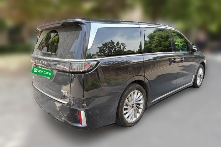 Used VOYAH Dream 2024 PHEV Extended-Range Premium Edition Rear Right 45 Deg