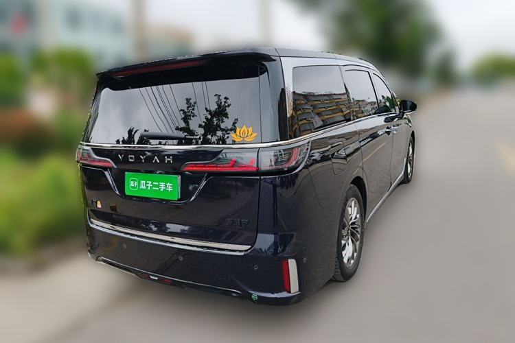 Used VOYAH Dream 2024 PHEV Ultra-Long Range Flagship Edition Rear Right 45 Deg