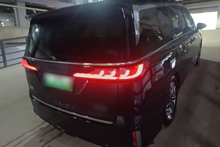Used VOYAH Dream 2024 PHEV Ultra-Long Range Flagship Edition Rear Right 45 Deg