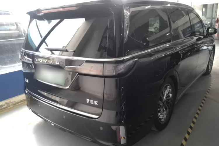 Used VOYAH Dream 2024 PHEV Ultra-Long Range Flagship Edition Rear Right 45 Deg