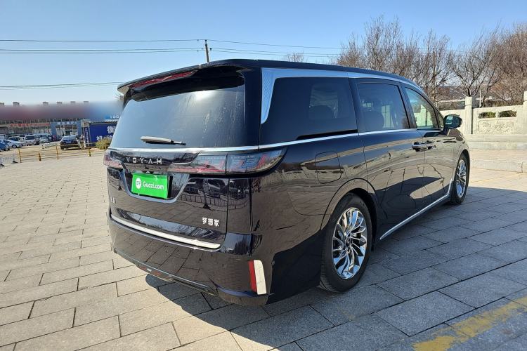 Used VOYAH Dream 2024 PHEV Ultra-Long Range Flagship Edition Rear Right 45 Deg