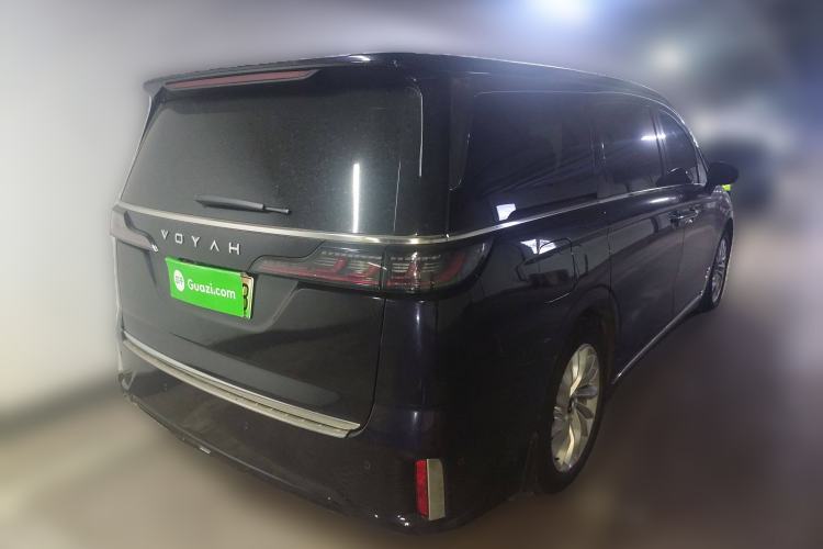 Used VOYAH Dream 2024 PHEV Extended-Range Premium Edition Rear Right 45 Deg