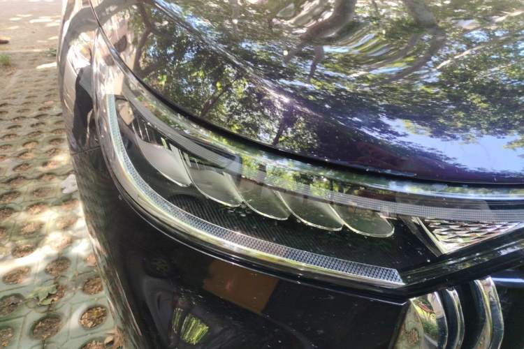 Used VOYAH Dream 2024 PHEV Extended-Range Premium Edition Right Front Headlight