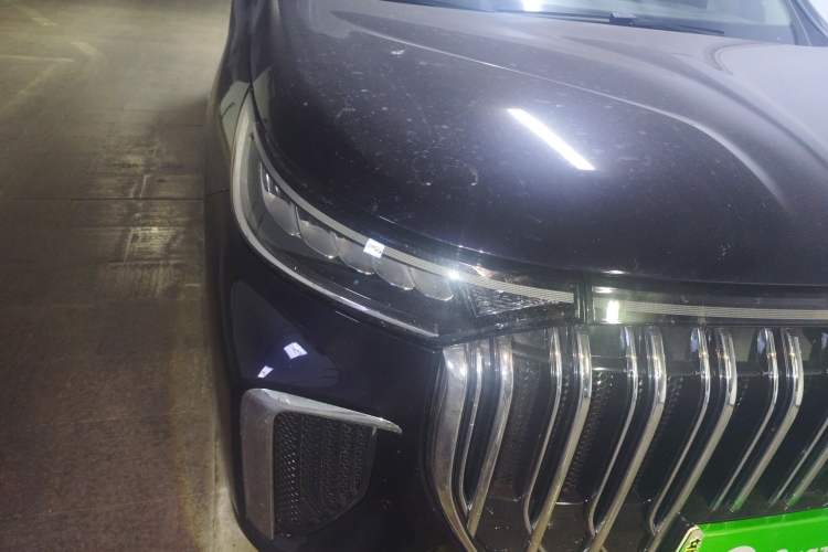Used VOYAH Dream 2024 PHEV Extended-Range Premium Edition Right Front Headlight