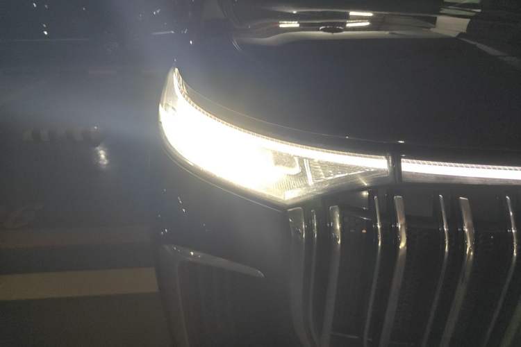 Used VOYAH Dream 2024 PHEV Extended-Range Premium Edition Right Front Headlight