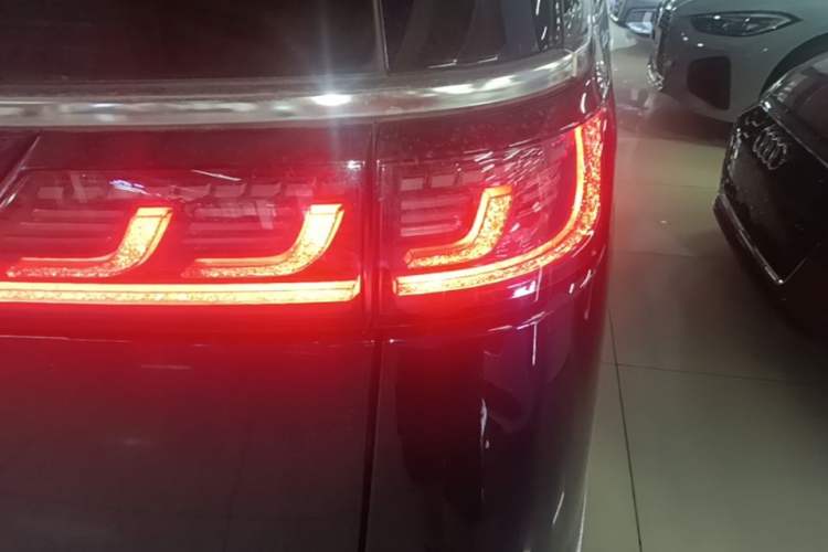 Used VOYAH Dream 2024 PHEV Ultra-Long Range Flagship Edition Right Rear Taillight