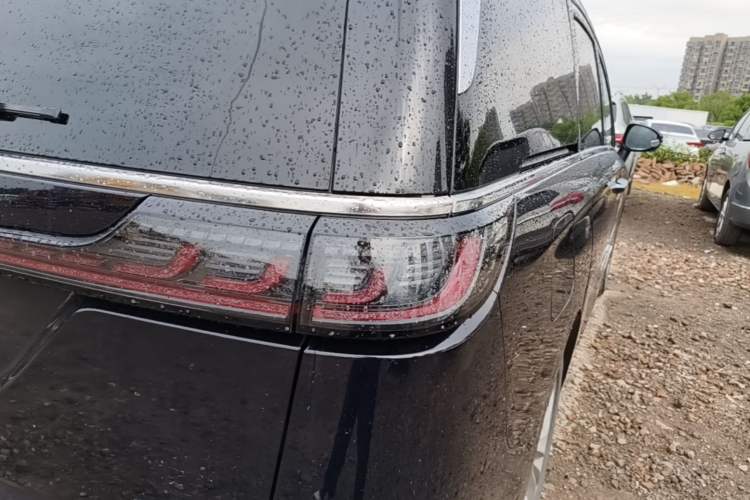 Used VOYAH Dream 2024 PHEV Extended-Range Premium Edition Right Rear Taillight