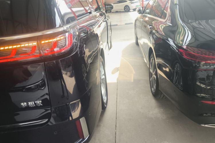 Used VOYAH Dream 2024 PHEV Extended-Range Premium Edition Right Rear Taillight