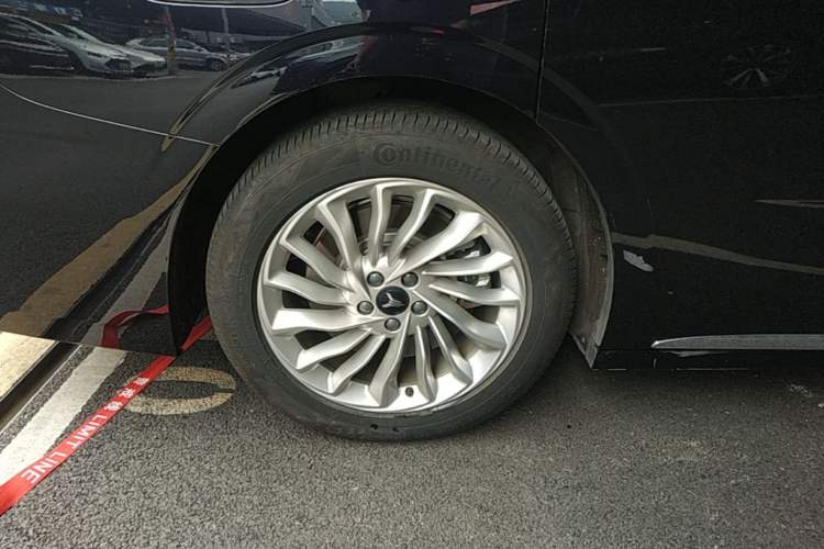 Used VOYAH Dream 2024 PHEV Extended-Range Premium Edition Right Rear Wheel Hub