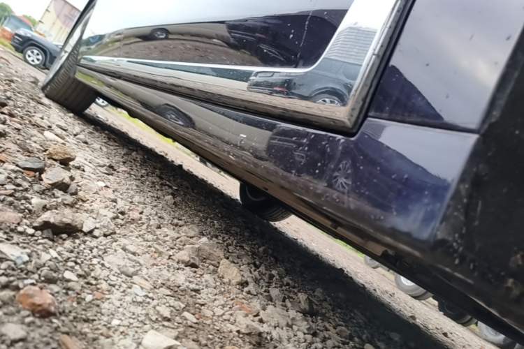 Used VOYAH Dream 2024 PHEV Extended-Range Premium Edition Right Side Sill