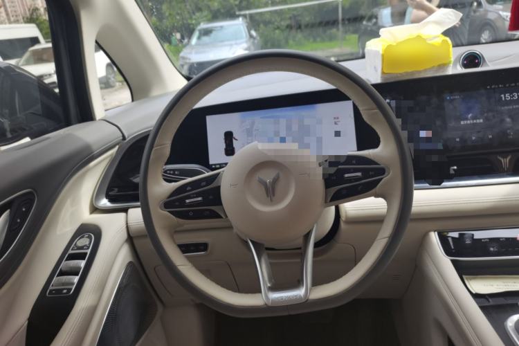 Used VOYAH Dream 2024 PHEV Ultra-Long Range Flagship Edition Steering Wheel
