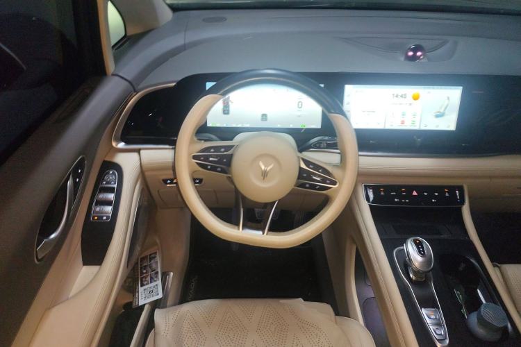 Used VOYAH Dream 2024 PHEV Extended-Range Premium Edition Steering Wheel