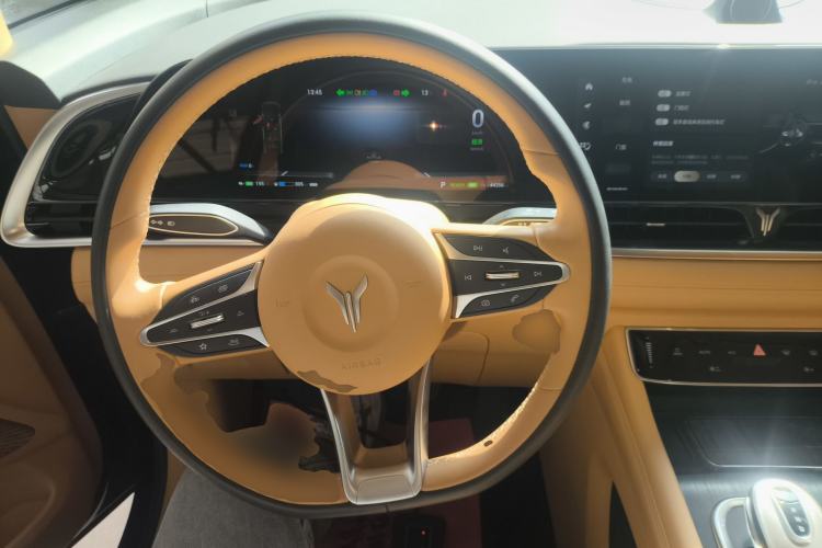 Used VOYAH Dream 2024 PHEV Extended-Range Premium Edition Steering Wheel