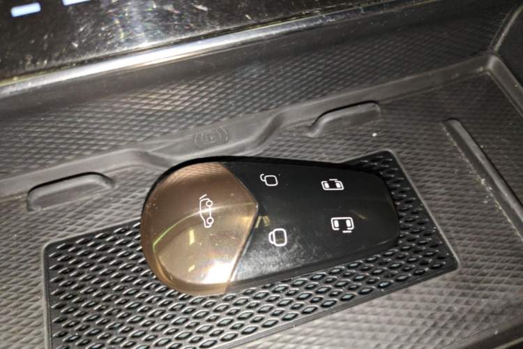 Used VOYAH Dream 2024 PHEV Extended-Range Premium Edition Vehicle Key