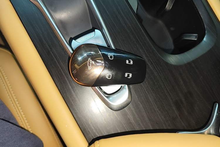 Used VOYAH Dream 2024 PHEV Extended-Range Premium Edition Vehicle Key