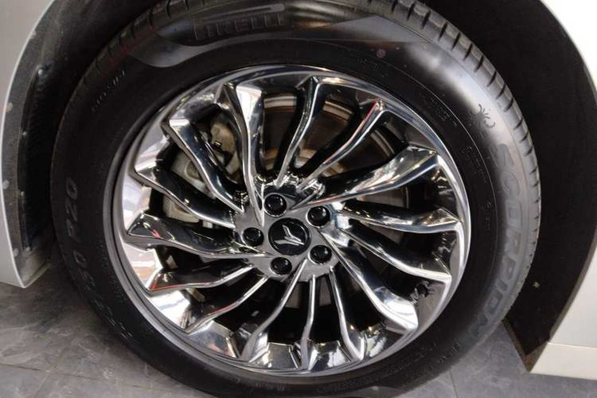 Used VOYAH Dream 2024 PHEV Ultra-Long Range Flagship Edition Exterior 1