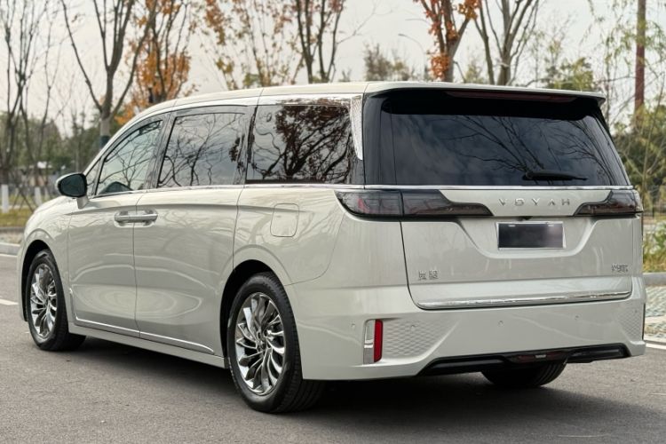 Used VOYAH Dream 2024 PHEV Ultra-Long Range Flagship Edition Exterior 4