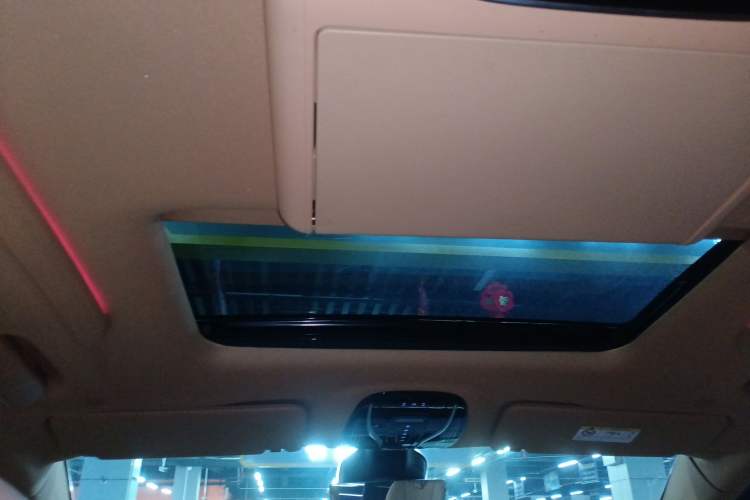 Used VOYAH Dream 2024 PHEV Extended-Range Premium Edition Headliner