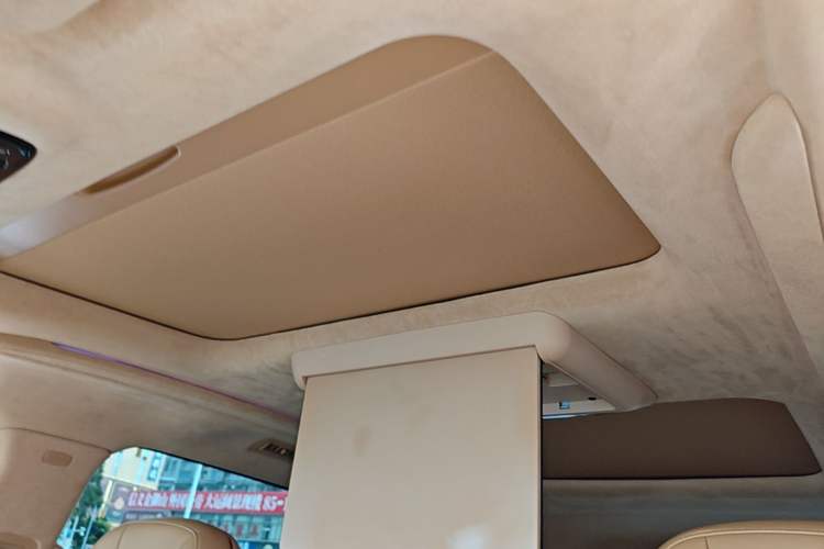 Used VOYAH Dream 2024 PHEV Ultra-Long Range Flagship Edition Headliner