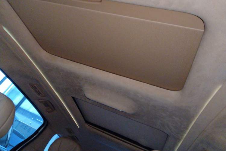 Used VOYAH Dream 2024 PHEV Ultra-Long Range Flagship Edition Headliner