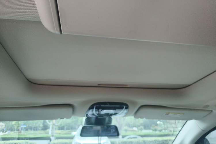 Used VOYAH Dream 2024 PHEV Extended-Range Premium Edition Headliner
