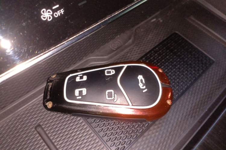 Used VOYAH Dream 2024 PHEV Extended-Range Premium Edition Interior 1