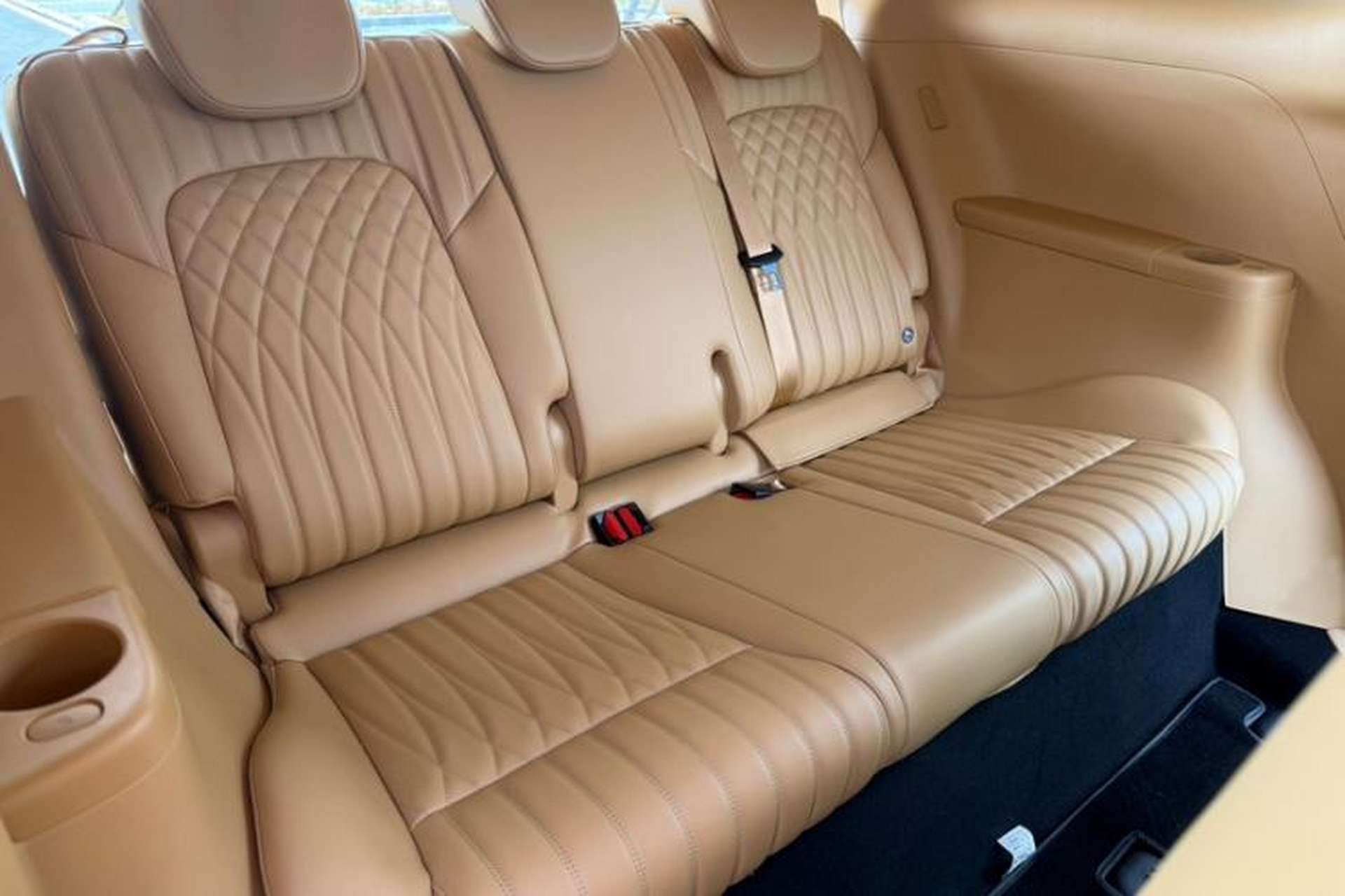 Used VOYAH Dream 2024 PHEV Ultra-Long Range Flagship Edition Interior 10