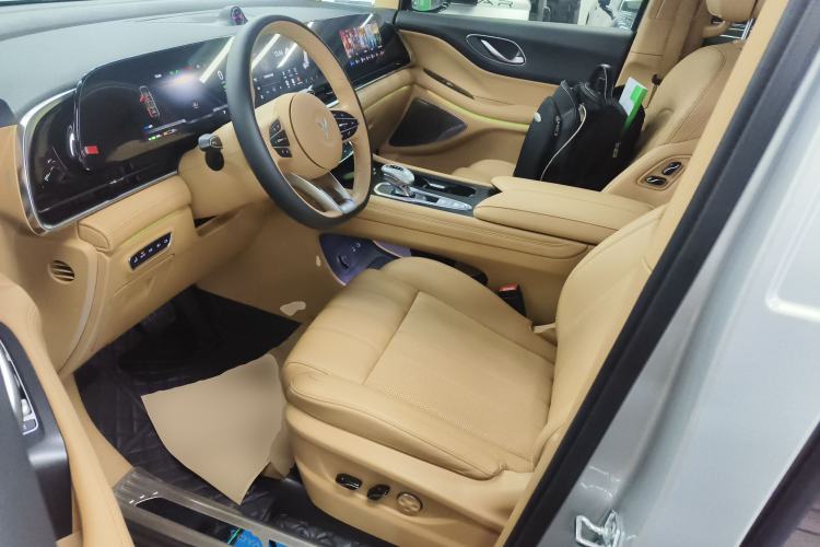Used VOYAH Dream 2024 PHEV Extended-Range Premium Edition Left Front Seat
