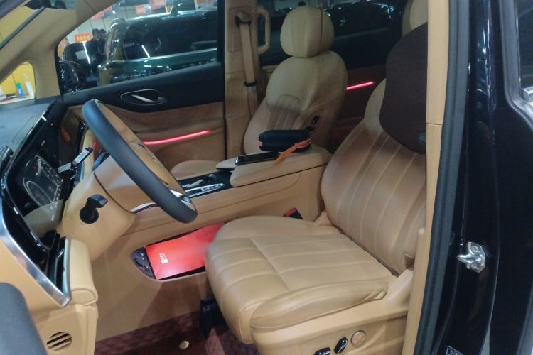 Used VOYAH Dream 2024 PHEV Extended-Range Premium Edition Left Front Seat
