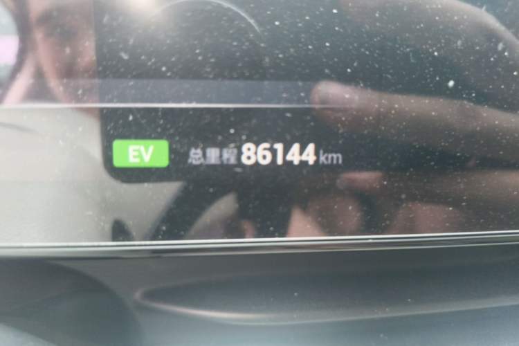 Used VOYAH Dream 2024 PHEV Extended-Range Premium Edition Odometer Close Up