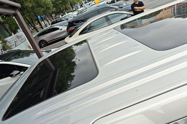 Used VOYAH Dream 2024 PHEV Ultra-Long Range Flagship Edition Roof