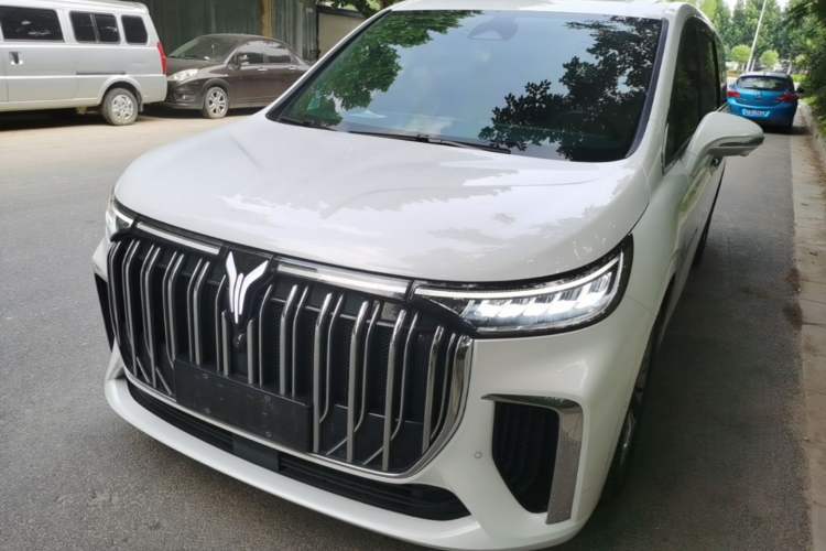 Used VOYAH Dream 2024 PHEV Ultra-Long Range Flagship Edition Guazi used car, China used car export, Used car for sale, Used  cars, Cheapest cars for sale