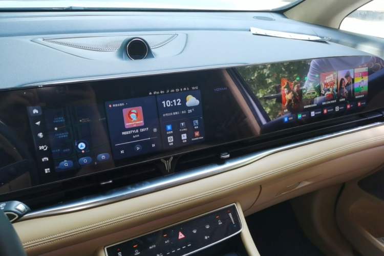 Used VOYAH Dream 2024 PHEV Ultra-Long Range Flagship Edition Audio And AC Panel