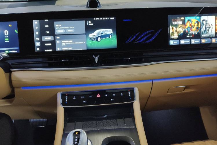 Used VOYAH Dream 2024 PHEV Ultra-Long Range Flagship Edition Audio And AC Panel