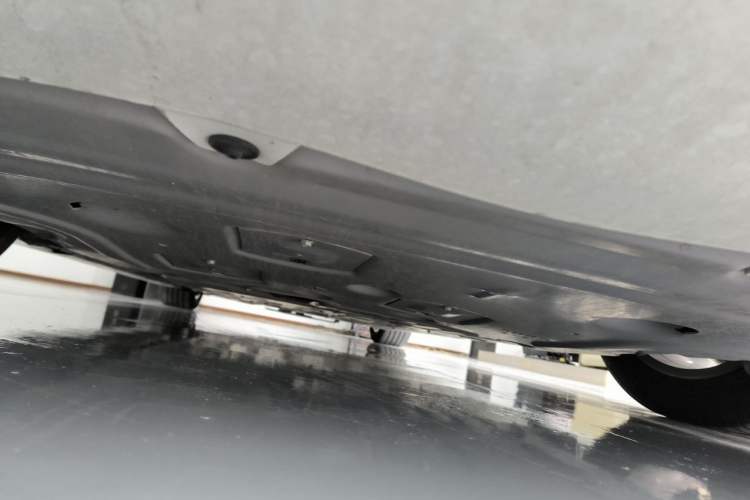 Used VOYAH Dream 2024 PHEV Extended-Range Premium Edition Chassis Front