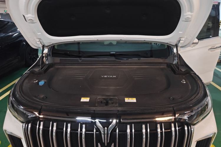 Used VOYAH Dream 2024 PHEV Ultra-Long Range Flagship Edition Engine Bay