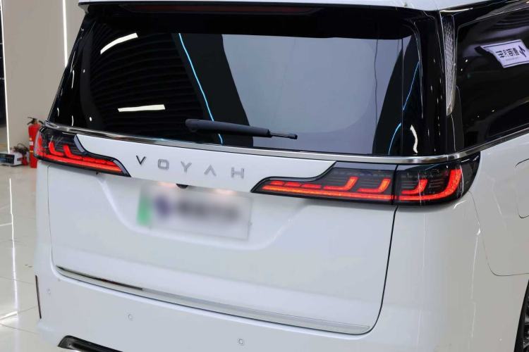 Used VOYAH Dream 2024 PHEV Ultra-Long Range Flagship Edition Exterior 13