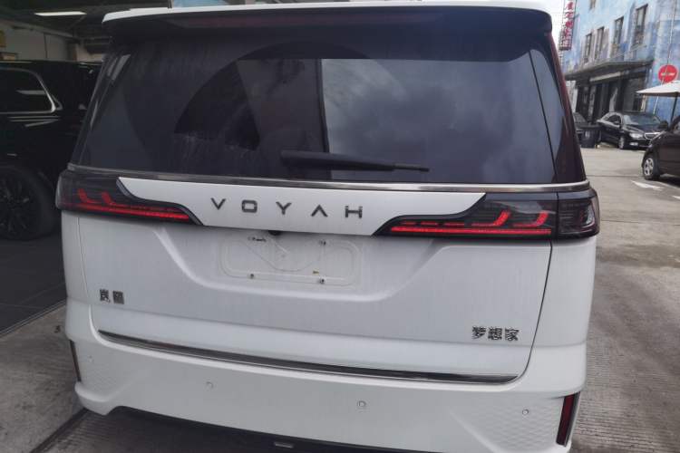 Used VOYAH Dream 2024 PHEV Extended-Range Premium Edition Exterior 4