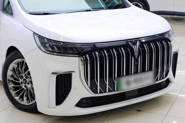 Used VOYAH Dream 2024 PHEV Ultra-Long Range Flagship Edition Exterior 8